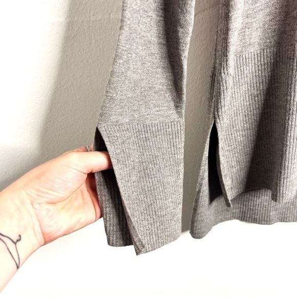 Joh Cashmere Grey Tunic Sweater - Picture 2 of 5